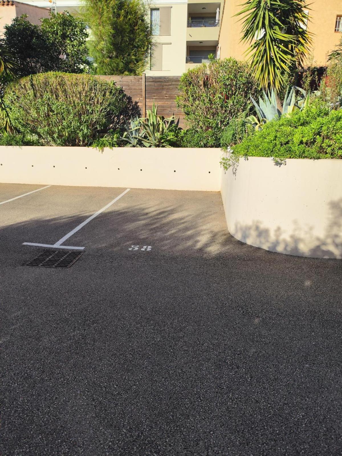 Lumineux, Tout Confort, Wifi & Terrace & Parking سا لُرون دو فار المظهر الخارجي الصورة